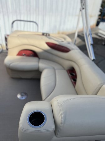 Used 2018 Sylvan Power Boat for sale